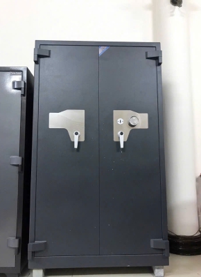 KÉT SẮT CHO CỬA HÀNG VÀNG BẠC: YÊU CẦU & LỰA CHỌN TỐI ƯU